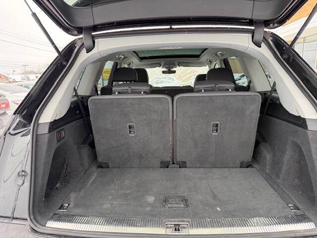 2020 Audi Q7 quattro Premium Plus 55 TFSI