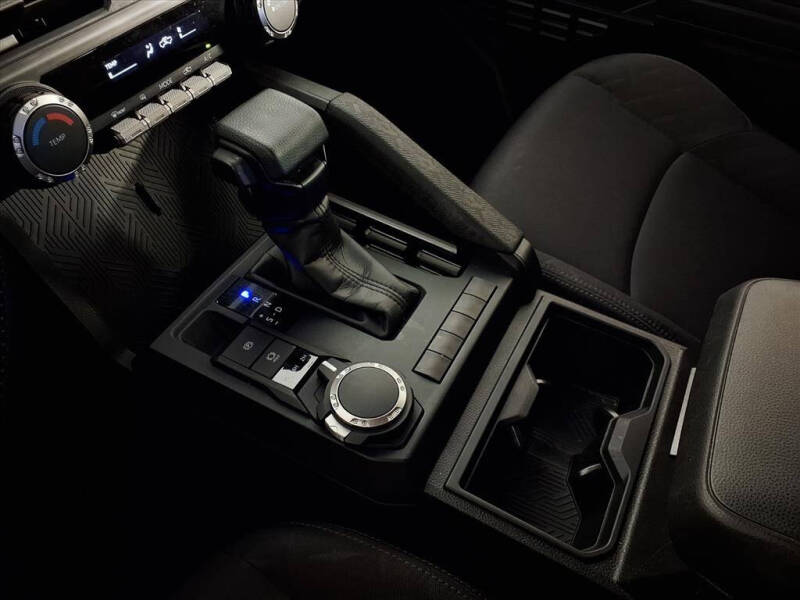 2024 Toyota Tacoma SR