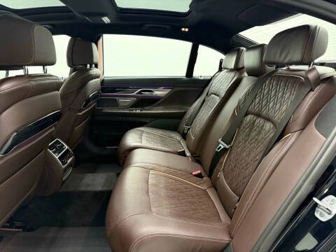 2022 BMW 7 Series 750i xDrive