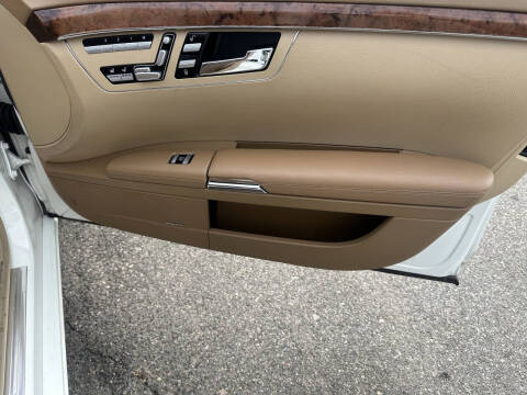 2008 Mercedes-Benz S-Class S 550 4MATIC