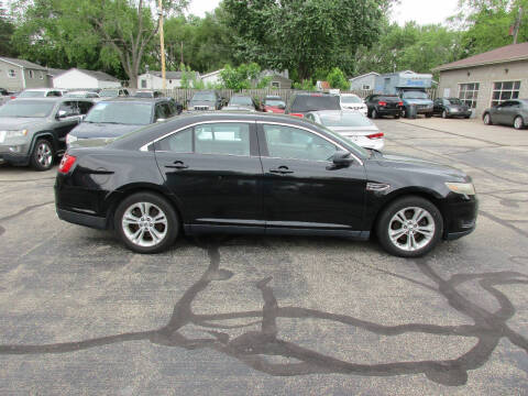 2015 Ford Taurus SE