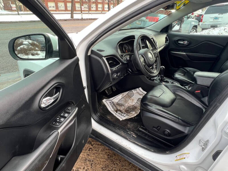 2020 Jeep Cherokee Latitude Plus