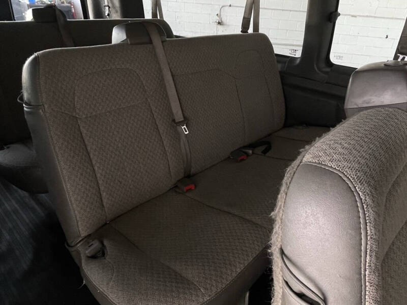 2017 Chevrolet Express LT 3500