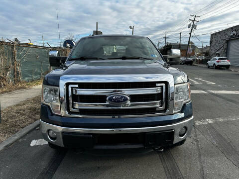 2013 Ford F-150 for sale at SUNSHINE AUTO SALES LLC in Paterson NJ