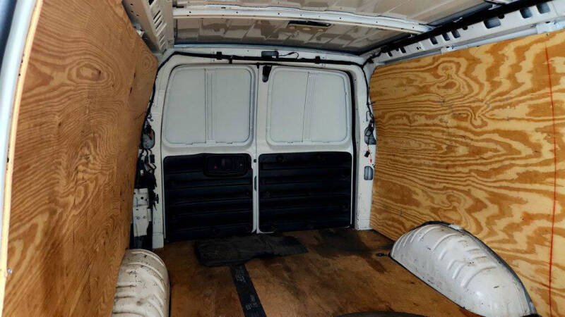 2024 Chevrolet Express 3500