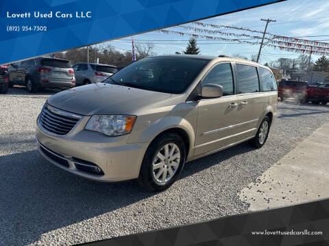 2015 Chrysler Town and Country for sale at Lovett Used Cars LLC in Washington IN