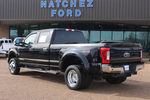 2017 Ford F-350 Super Duty XLT