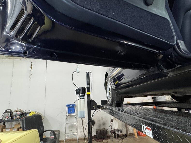 1997 Cadillac DeVille D'elegance