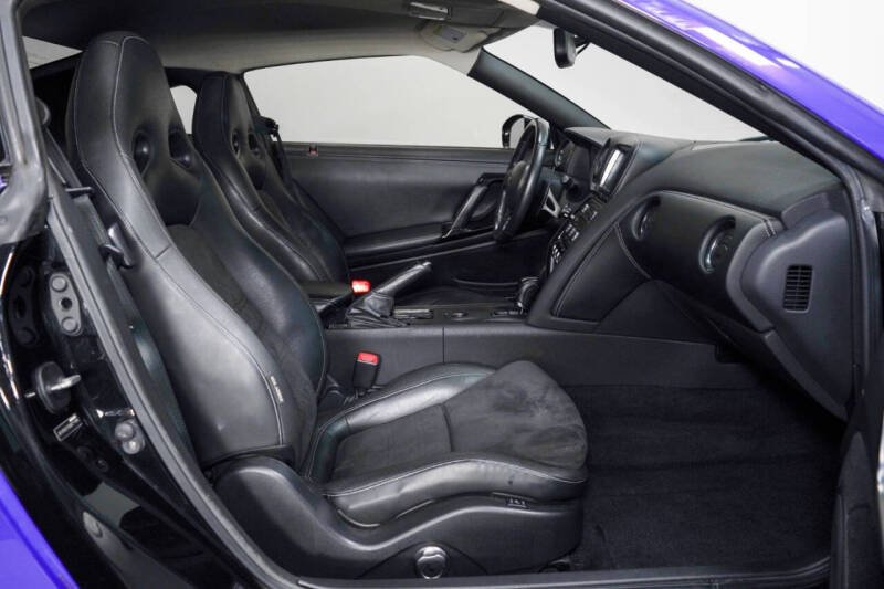 2014 Nissan GT-R Premium