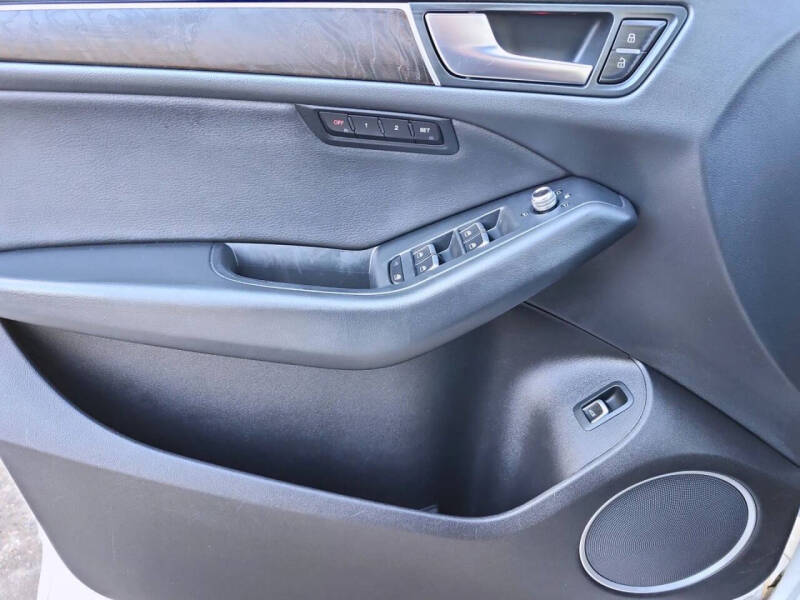 2016 Audi Q5 2.0T quattro Premium Plus