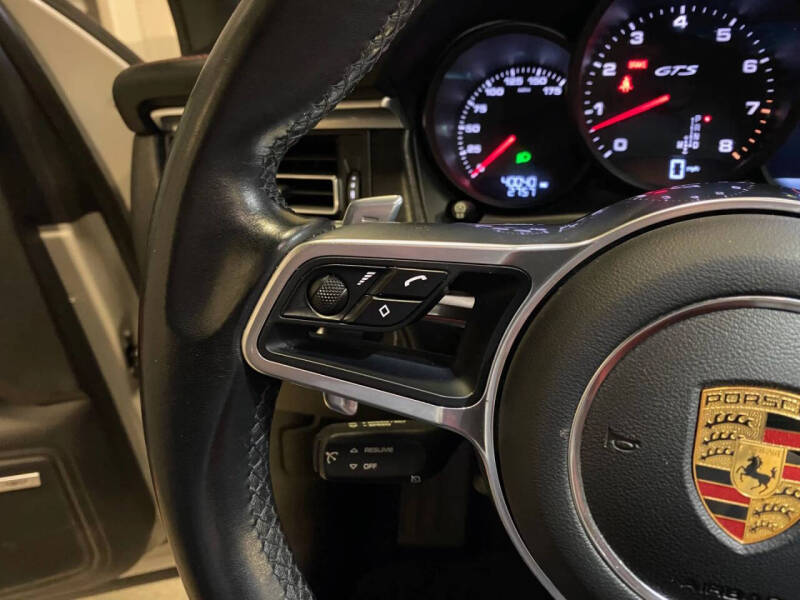 2021 Porsche Macan GTS