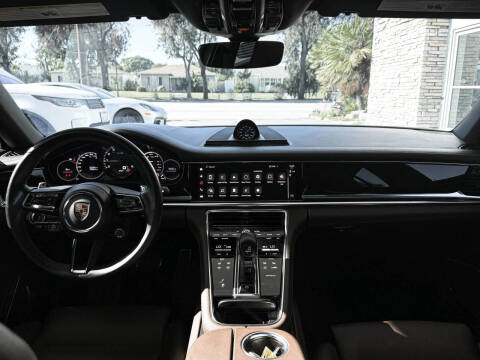 2022 Porsche Panamera 4S E-Hybrid