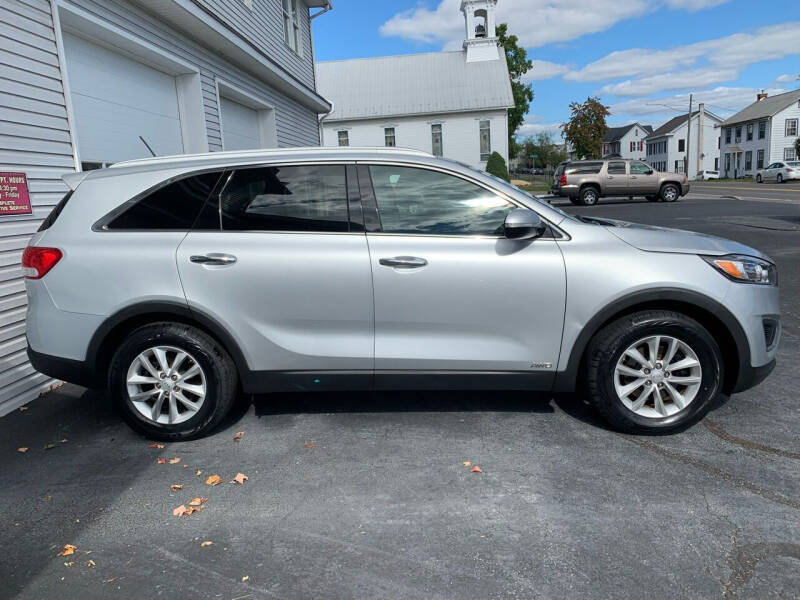 2016 Kia Sorento for sale at VILLAGE SERVICE CENTER in Penns Creek PA