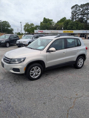 2015 Volkswagen Tiguan SE