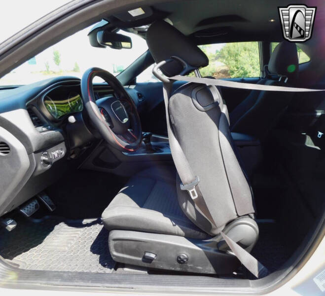 2015 Dodge Challenger SXT