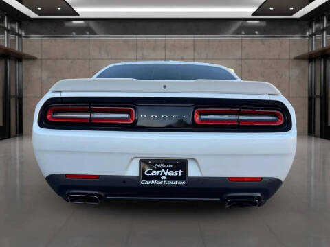 2015 Dodge Challenger