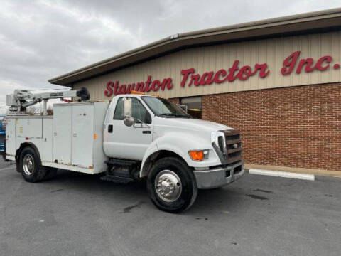 2009 Ford F-750 Super Duty for sale at STAUNTON TRACTOR INC in Staunton VA