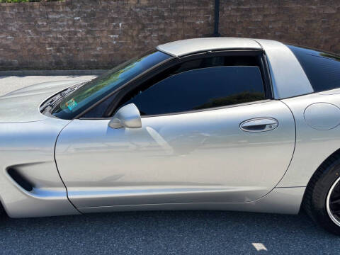 2004 Chevrolet Corvette