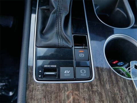 2025 Toyota Sienna Platinum 7-Passenger