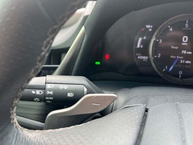 2021 Lexus ES 350 39