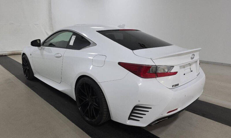 2016 Lexus RC 200t