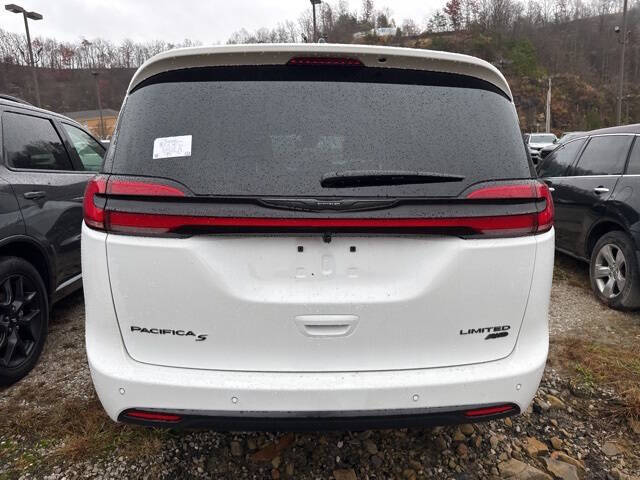 2026 Chrysler Pacifica Limited