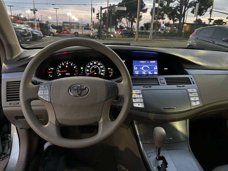 2008 Toyota Avalon XL