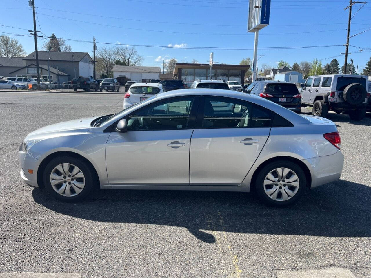 2014 Chevrolet Cruze for sale at NCW AUTO GROUP in Kennewick, WA