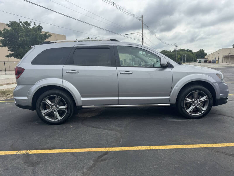 Image 6 of 2017 Dodge Journey Crossroad Plus