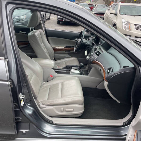 2011 Honda Accord EX-L V6 w/Navi