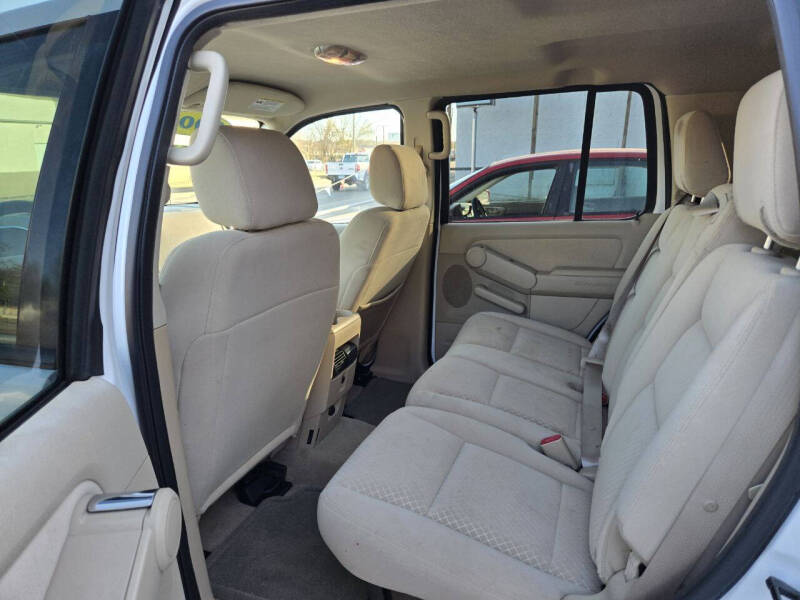 2006 Ford Explorer XLS