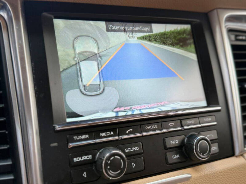 2015 Porsche Macan S