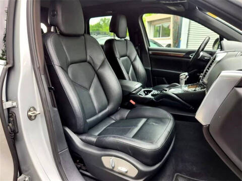 2012 Porsche Cayenne Tiptronic