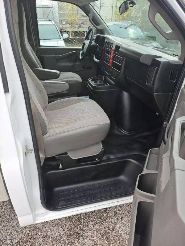 2018 Chevrolet Express 3500