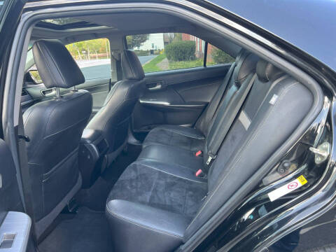 2014 Toyota Camry SE