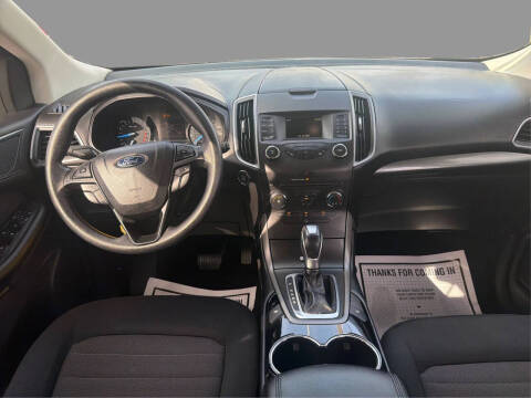 2017 Ford Edge SE