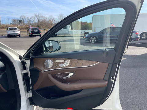 2018 Mercedes-Benz E-Class E 300