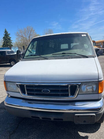 2005 Ford E-Series E-350 SD