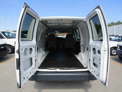 2005 Ford E-Series E-250