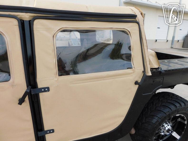 1991 AM General Hummer