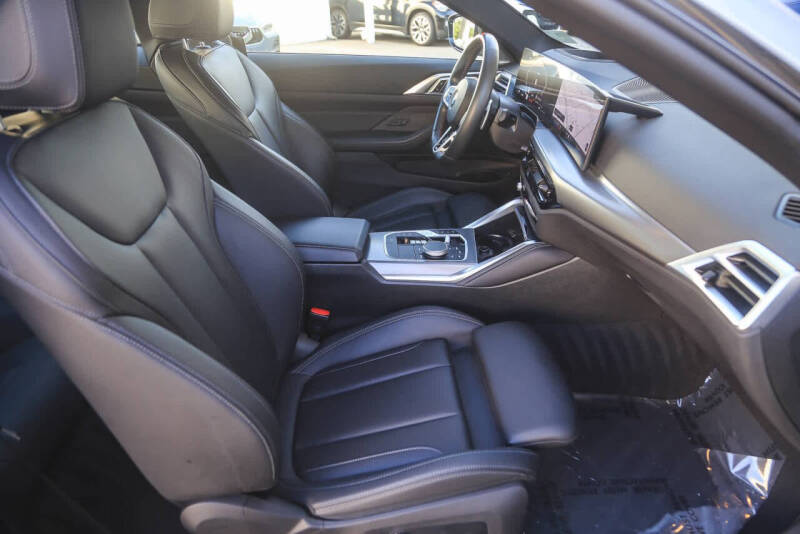 2025 BMW 4 Series M440i