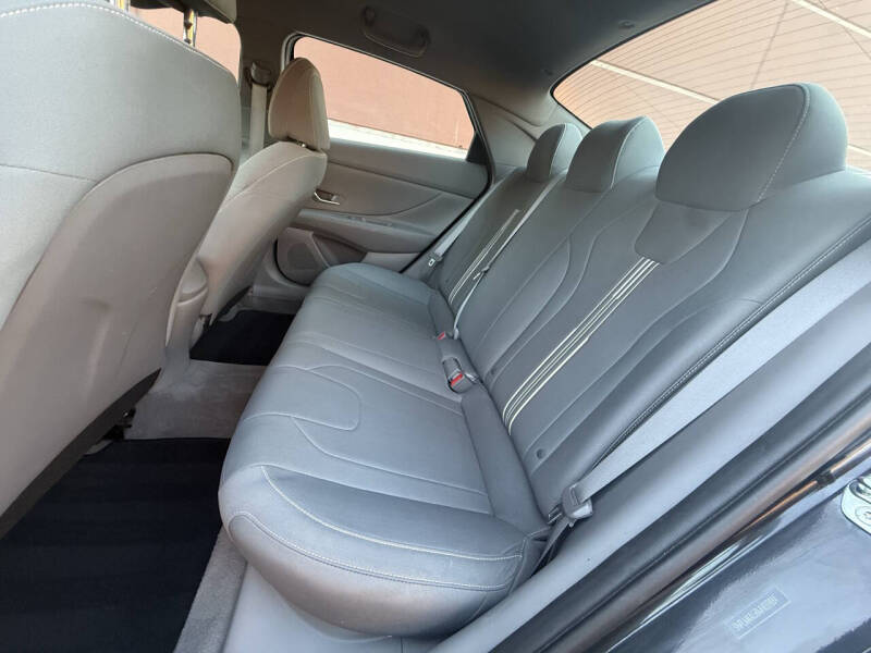 2021 Hyundai Elantra SEL