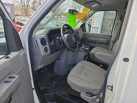 2013 Ford E-Series E-150