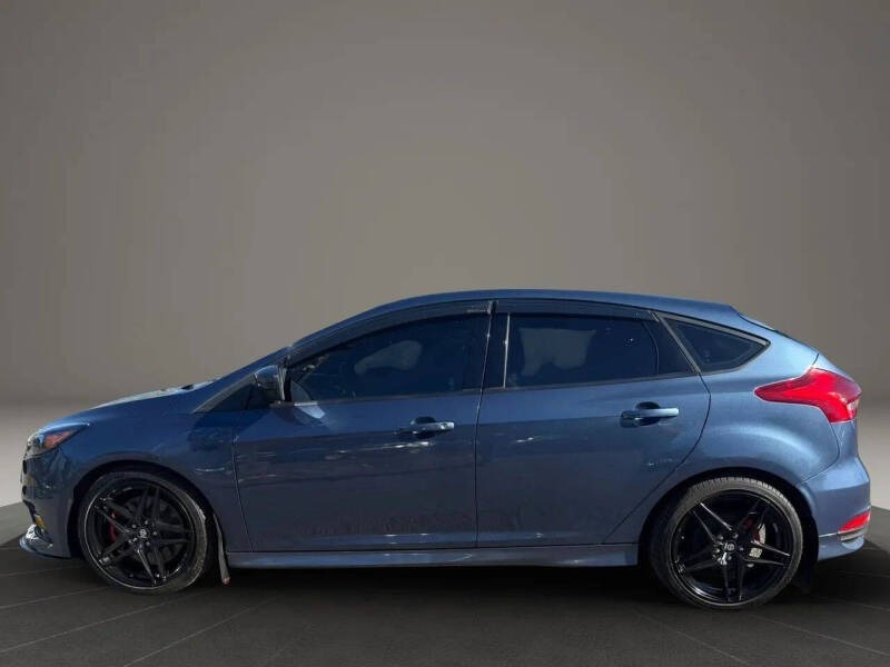 2018 Ford Focus ST