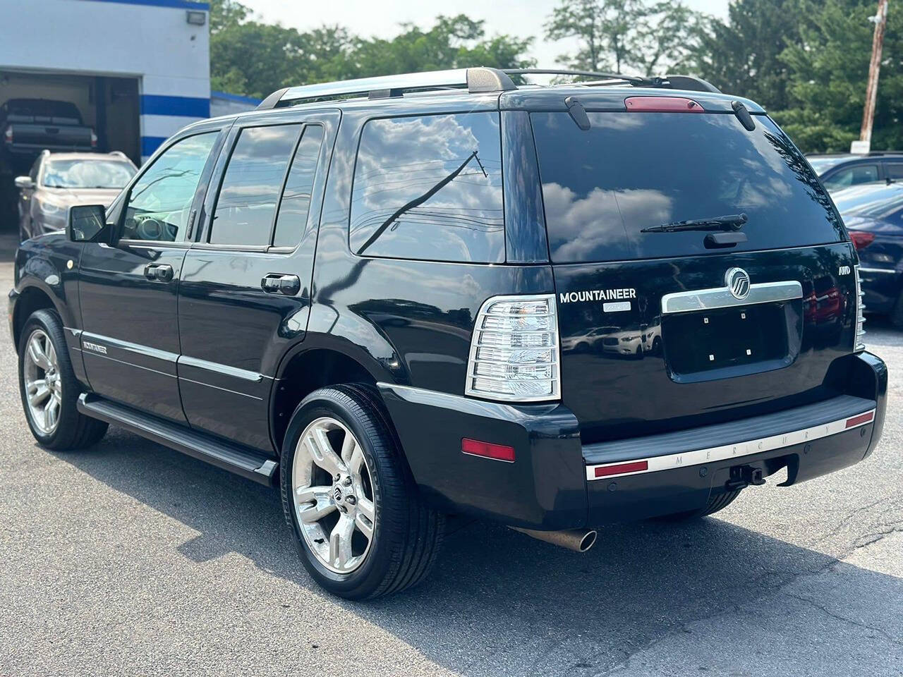 2009 Mercury Mountaineer for sale at Sams Auto Repair & Sales LLC in Harrisburg, PA