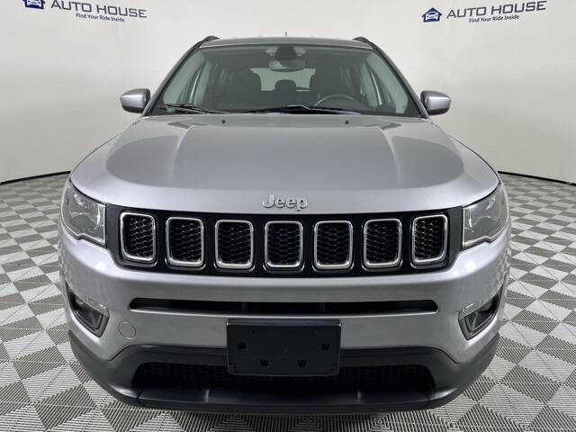 Used 2019 Jeep Compass Latitude with VIN 3C4NJCBB8KT726701 for sale in Peoria, AZ