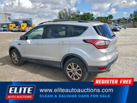 2018 Ford Escape SE