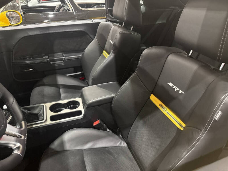 2012 Dodge Challenger SRT8 Yellow Jacket