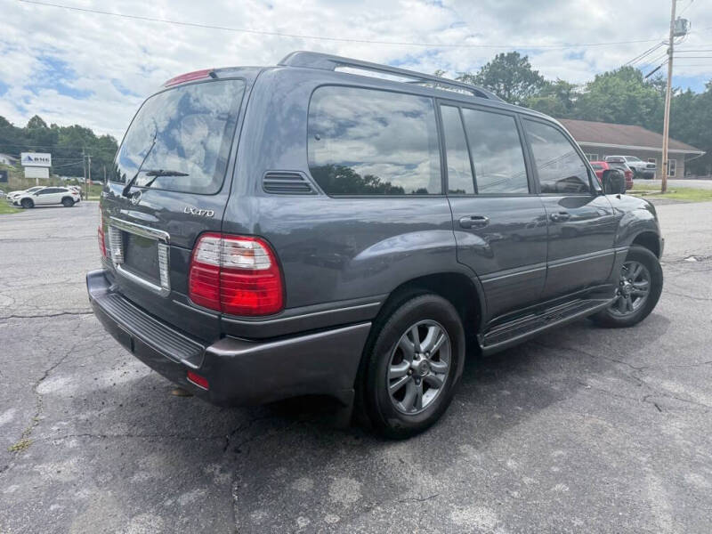 2003 Lexus LX 470