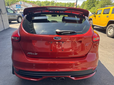 2018 Ford Focus ST